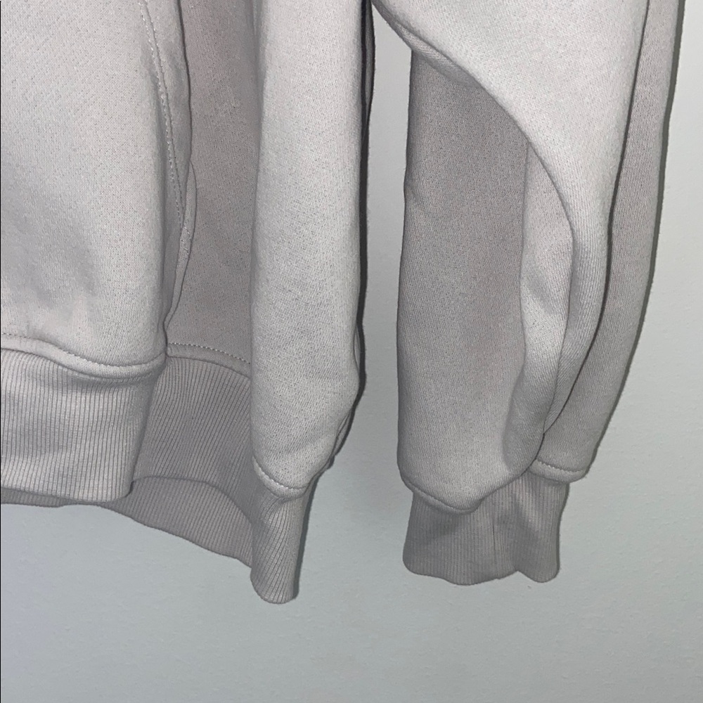 H&M Full Zip - Picture 3 of 5